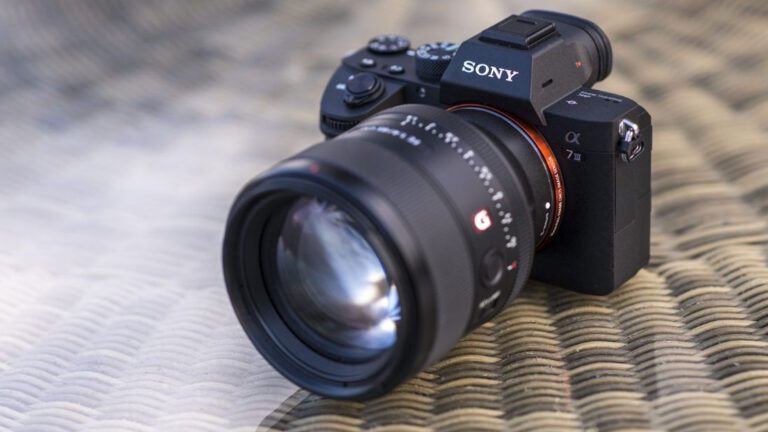 Best Cameras for Shooting Jewelry