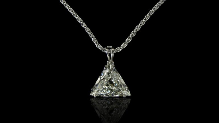 pendant photography