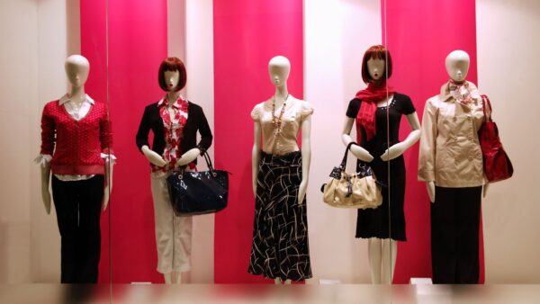 invisible mannequin photography