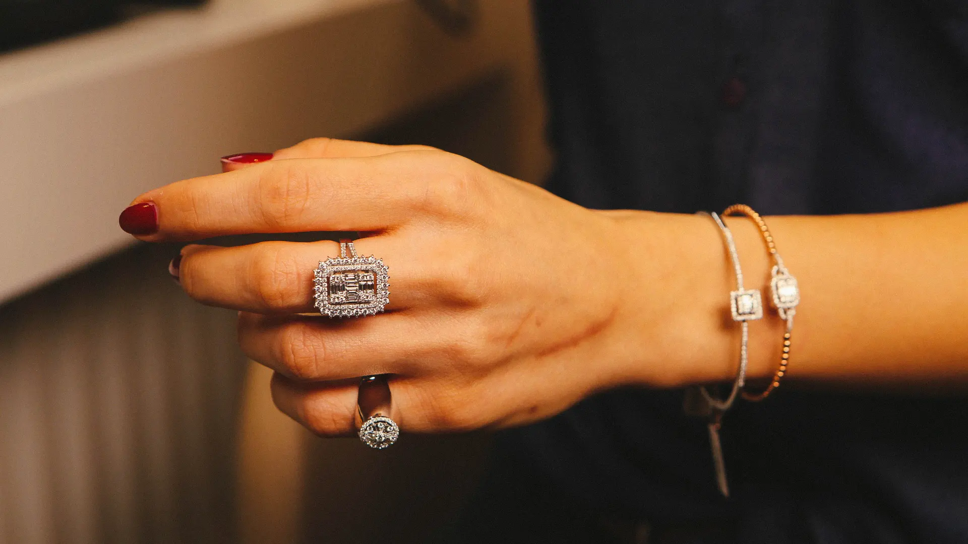 Jewelry Lifestyle Photography High-Fashion Jewelry Photography Tips
