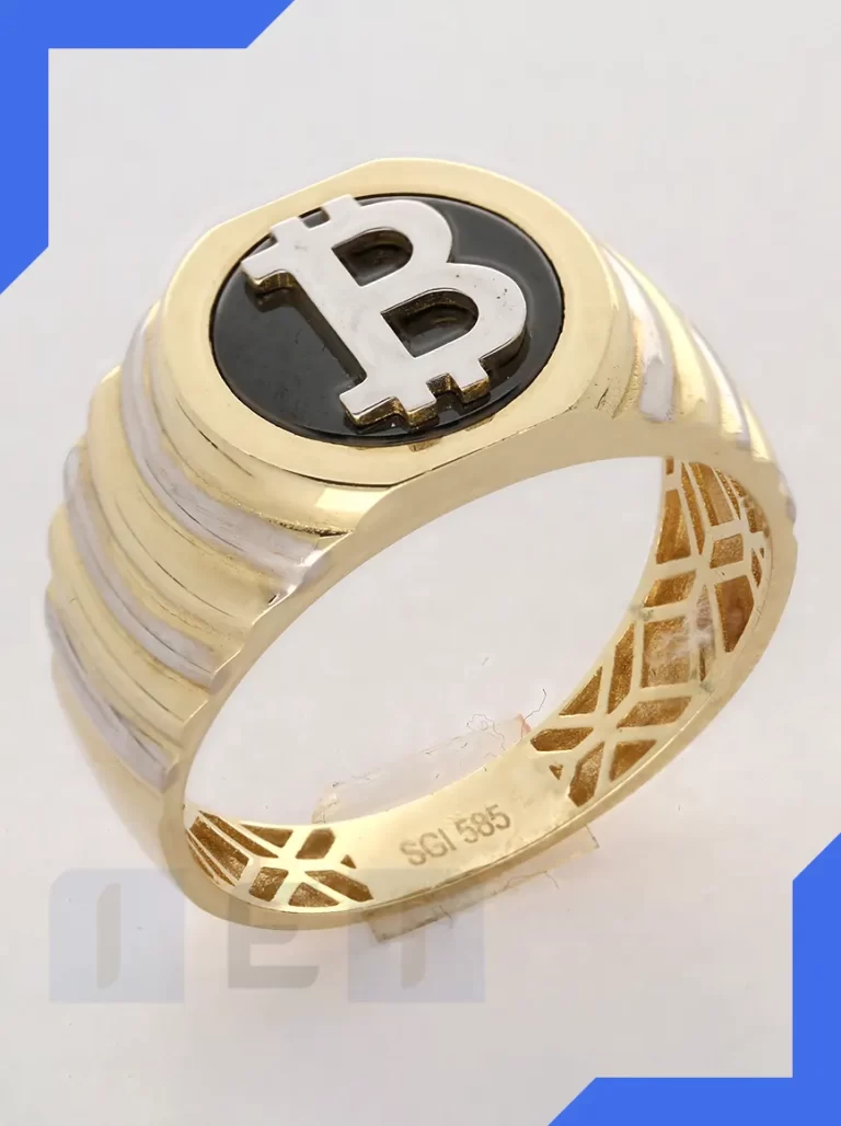 Original gold ring image before retouching, showing surface flaws and dull shine