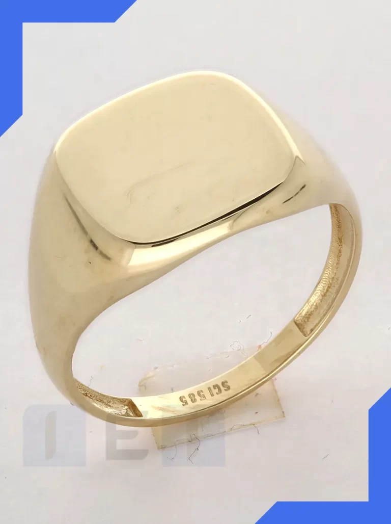Original ring photo before color correction and tone adjustment showing uneven color and lighting