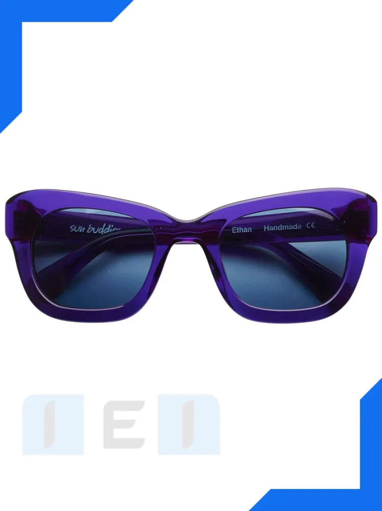 Unedited eyeglass image before lens color adjustment service