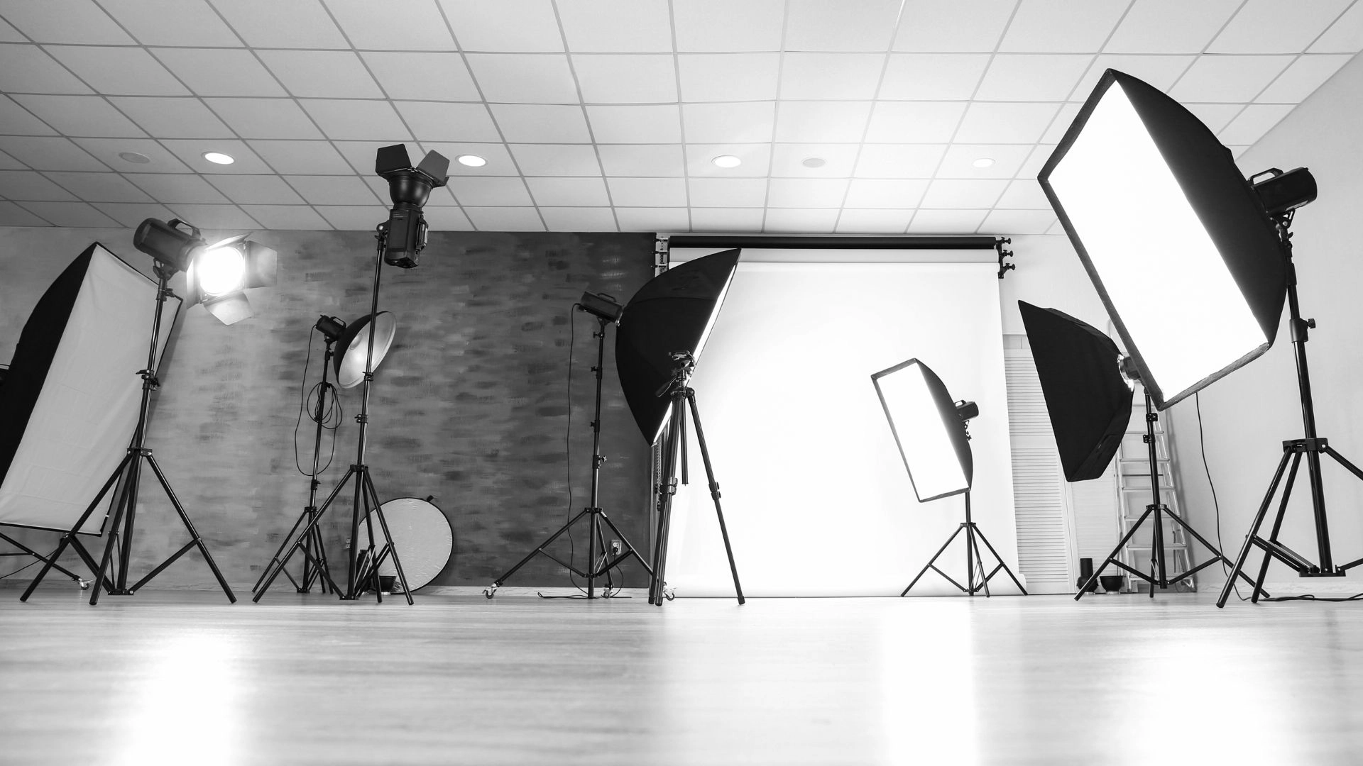 Lightbox for Best lighting for jewelry photography