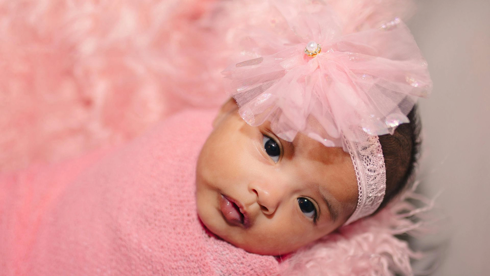 Newborn Indoor Photography Ideas